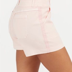 Spanx twill shorts 4"